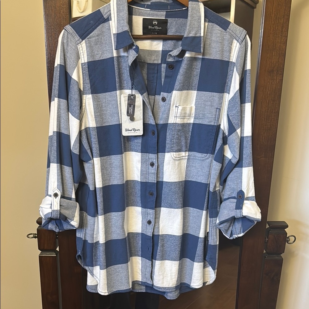 Blu Pepper Women's Blue and White Plaid Blouse